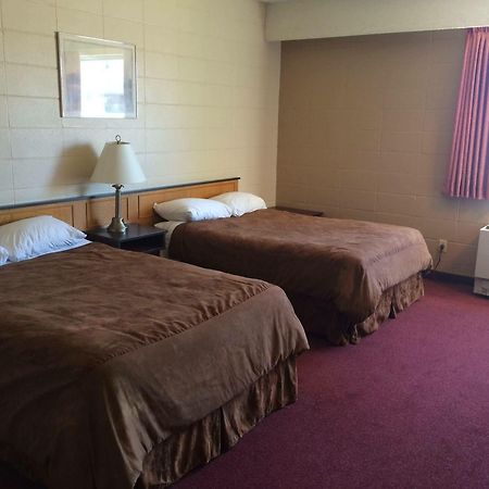 Midtown Motor Inn Bonnyville Buitenkant foto
